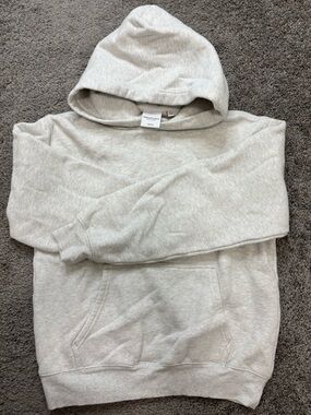 aritzia cozy sweatfleece grey sweatshirt